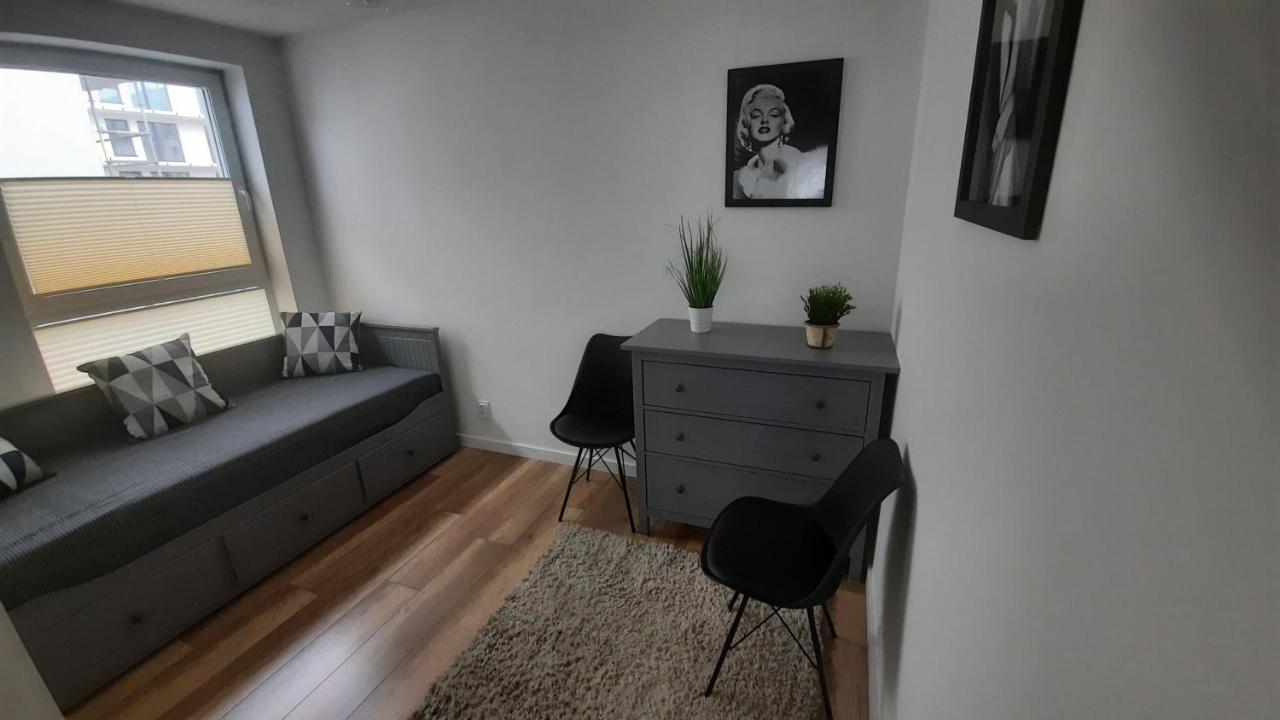 Apartament M&r Dwie Sypialnie Garaz Apartment *